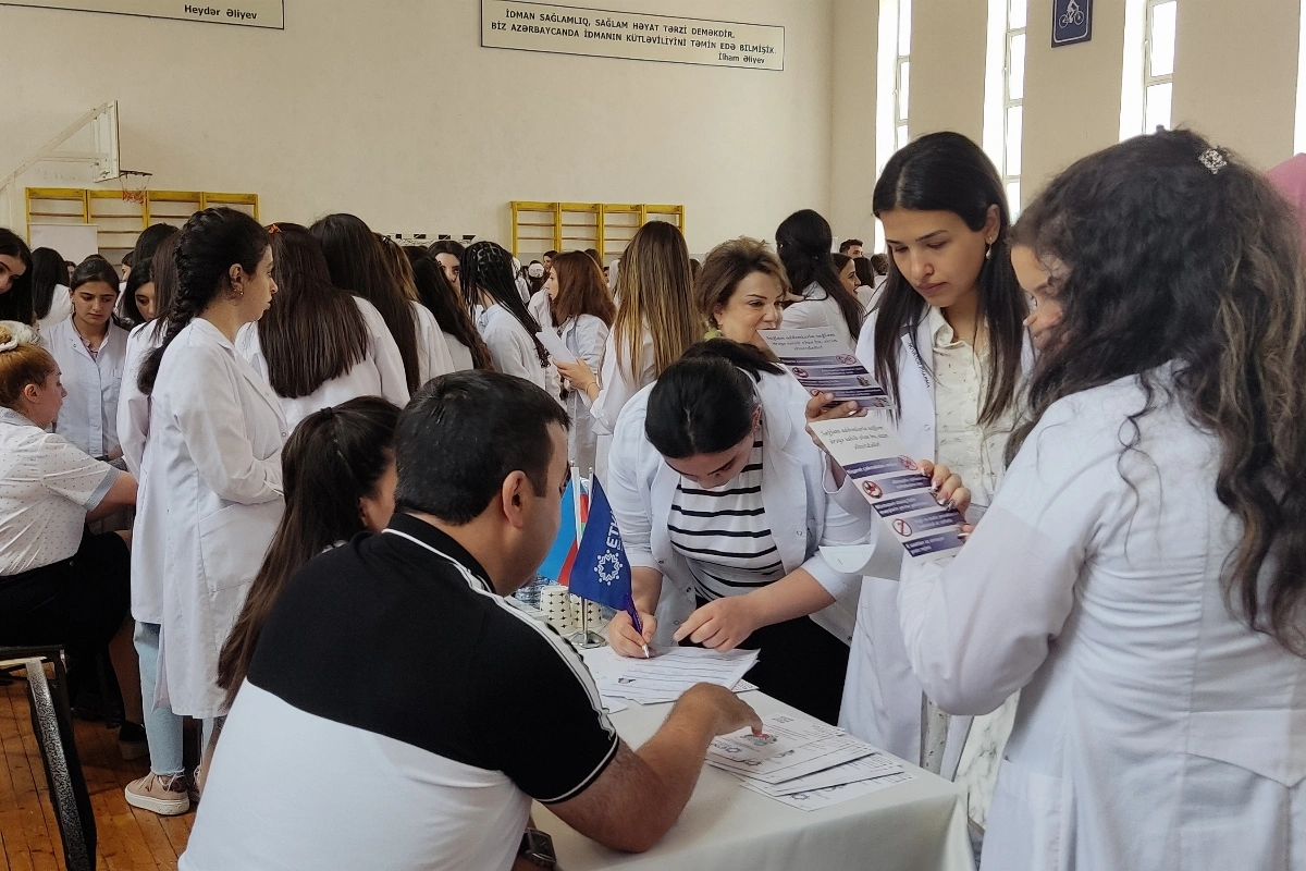 Səhiyyə Nazirliyinin 2 nömrəli Tibb Kolleci məzunları üçün əmək yarmarkası keçirir - FOTO